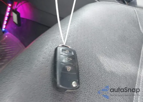 2012 Volkswagen Jetta 2.5L Se z USA, uszkodzony, nr VIN 3VWBP7AJ6CM076891